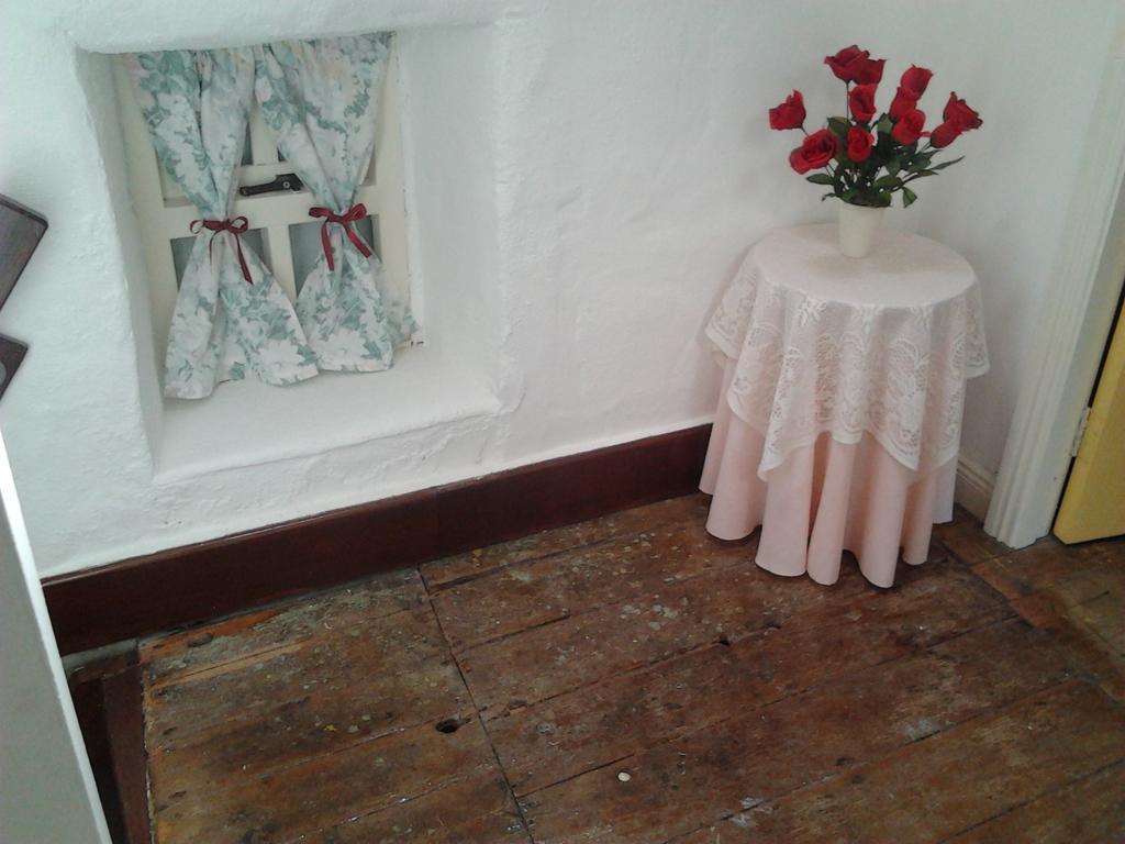 Westland Traditional Cottage Dated 1700'S Ardea 객실 사진
